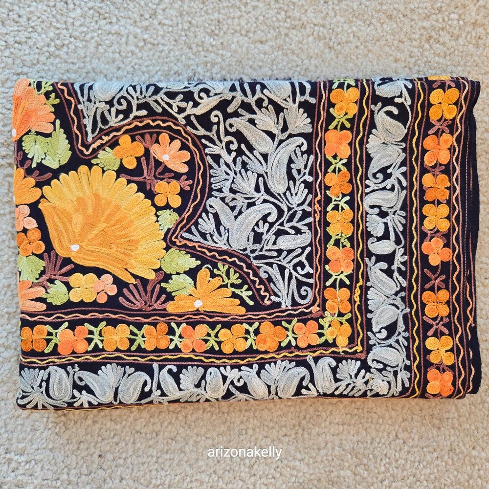 NWOT Wool Scarf with Chain Stitch Embroidery Purple Orange. - Picture 14 of 15